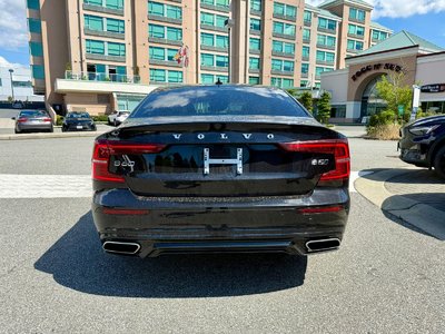 2022 Volvo S60 in North Vancouver, British Columbia