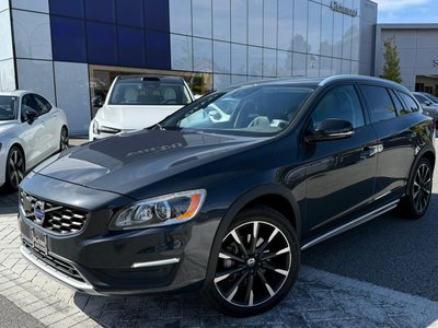2018 Volvo V60 Cross Country in North Vancouver, British Columbia