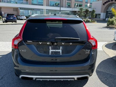 2018 Volvo V60 Cross Country in North Vancouver, British Columbia