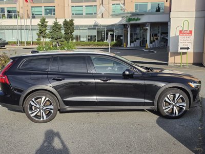 Volvo V60 Cross Country  2020 à Richmond, Colombie-Britannique