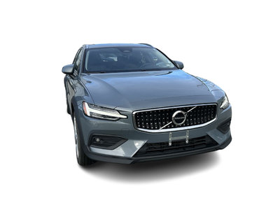 2024 Volvo V60 Cross Country in North Vancouver, British Columbia