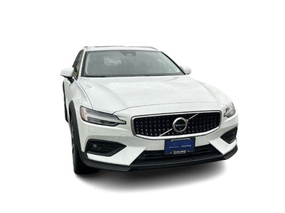 2024 Volvo V60 Cross Country in Surrey, British Columbia