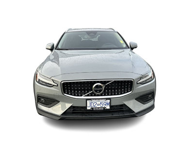 2025 Volvo V60 Cross Country  2L TURBO 4cyl.All Wheel Drive in Richmond, British Columbia