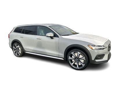 2025 Volvo V60 Cross Country  2L TURBO 4cyl.All Wheel Drive in Richmond, British Columbia