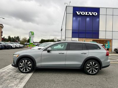 2025 Volvo V60 Cross Country in Richmond, British Columbia