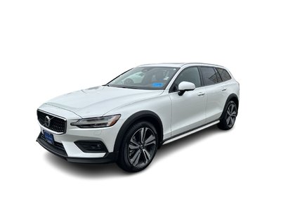 2025 Volvo V60 Cross Country in Richmond, British Columbia