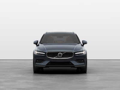 2026 Volvo V60 Cross Country in Richmond, British Columbia
