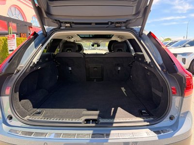 2022 Volvo V90 Cross Country in Richmond, British Columbia