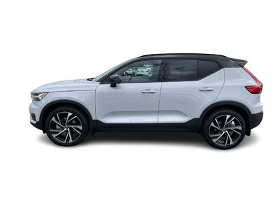 2022 Volvo XC40 in Richmond, British Columbia