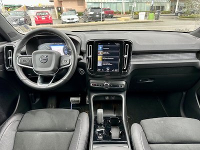 2024 Volvo XC40 in North Vancouver, British Columbia