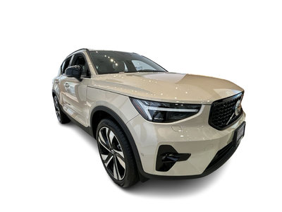 2025 Volvo XC40  2L TURBO 4cyl.All Wheel Drive in Richmond, British Columbia