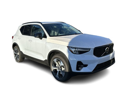 2025 Volvo XC40  2L TURBO 4cyl.All Wheel Drive in Richmond, British Columbia