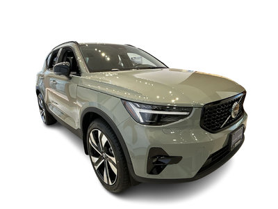 2025 Volvo XC40  2L TURBO 4cyl.All Wheel Drive in Richmond, British Columbia