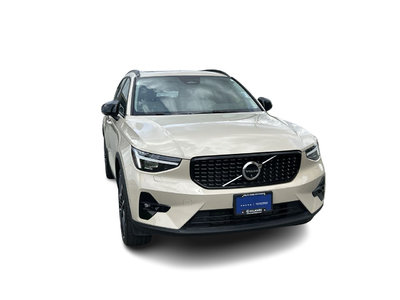 2025 Volvo XC40 in North Vancouver, British Columbia