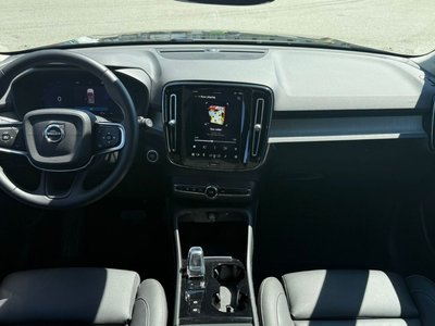 2025 Volvo XC40 in North Vancouver, British Columbia