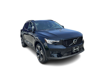 2025 Volvo XC40 in Surrey, British Columbia