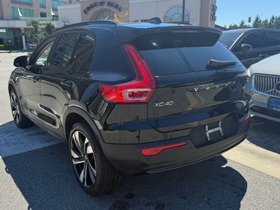 2025 Volvo XC40 in North Vancouver, British Columbia
