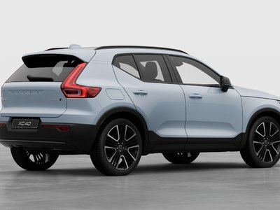 2026 Volvo XC40 in Richmond, British Columbia