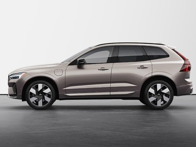 2025 Volvo XC60 Plug-in Hybrid in Richmond, British Columbia