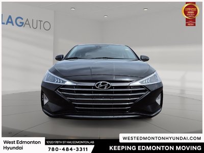 2020 Hyundai Elantra Preferred — photo 2