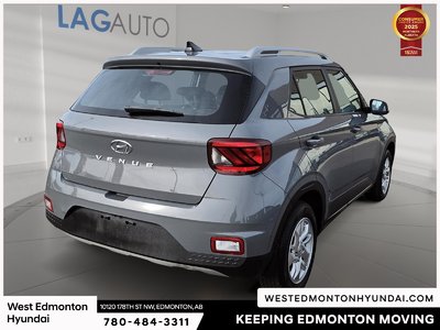 2022 Hyundai Venue Preferred — photo 8