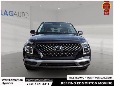 2024 Hyundai Venue Preferred — photo 2