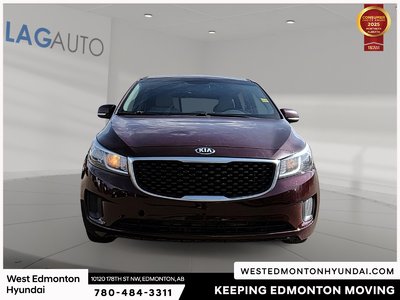 2018 Kia Sedona LX — photo 2
