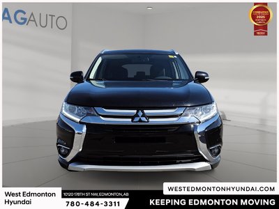 2017 Mitsubishi Outlander SE — photo 2