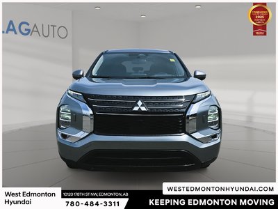 2024 Mitsubishi Outlander ES — photo 2