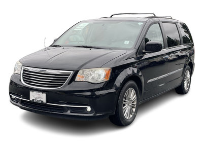 2014 Chrysler Town & Country in Vancouver, British Columbia