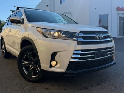 2017 Toyota Highlander in Richmond, British Columbia
