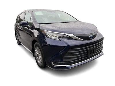 2022 Toyota Sienna Hybrid in Vancouver, British Columbia