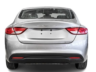 2016 Chrysler 200 in Verdun, Quebec