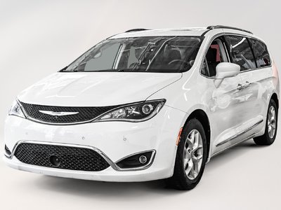 2017 Chrysler Pacifica in Verdun, Quebec