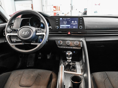 Hyundai Elantra  2022 à Verdun, Québec