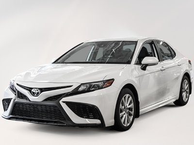 2022 Toyota Camry in Verdun, Quebec