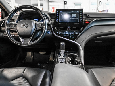 2022 Toyota Camry Hybrid in Verdun, Quebec