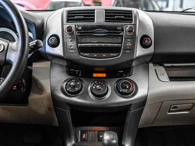 Toyota RAV4  2010 à Verdun, Québec