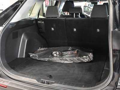 Toyota RAV4  2023 à Verdun, Québec