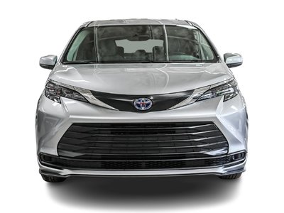 2025 Toyota Sienna in Verdun, Quebec