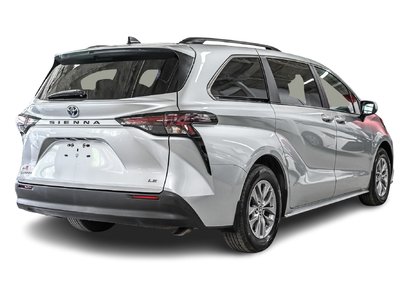2025 Toyota Sienna in Verdun, Quebec