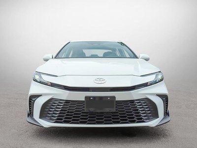 Toyota Camry Hybrid  2026 à Verdun, Québec