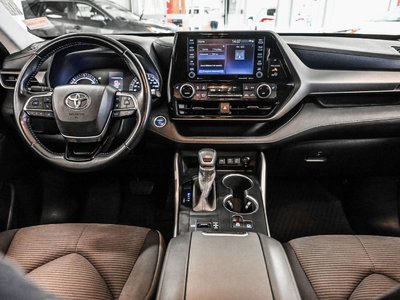 2020 Toyota Highlander hybrid in Verdun, Quebec