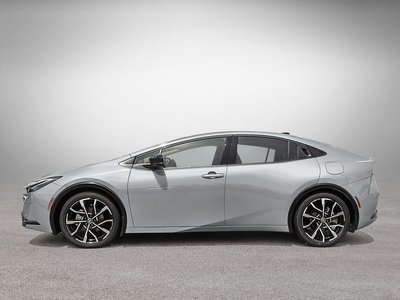 Toyota Prius Plug-in Hybrid  2026 à Verdun, Québec
