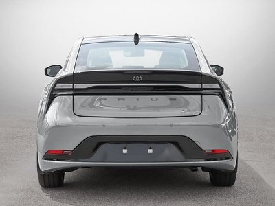 2026 Toyota Prius Plug-in Hybrid in Verdun, Quebec