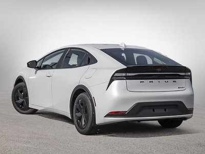 2026 Toyota Prius Plug-in Hybrid in Verdun, Quebec