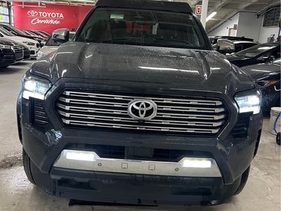 2025 Toyota Tacoma Hybrid in Verdun, Quebec