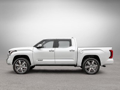 Toyota TUNDRA HYBRID  2025 à Verdun, Québec