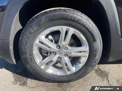 2024 GMC Terrain SLE — photo 6