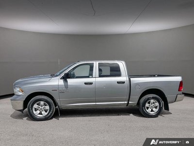 2023 Ram 1500 Classic SLT — photo 3